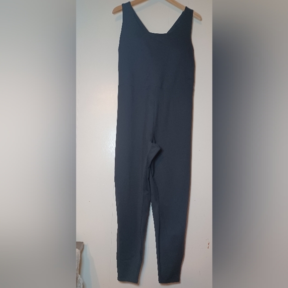 Define PowerHold® Jumpsuit - Picture 2 of 7